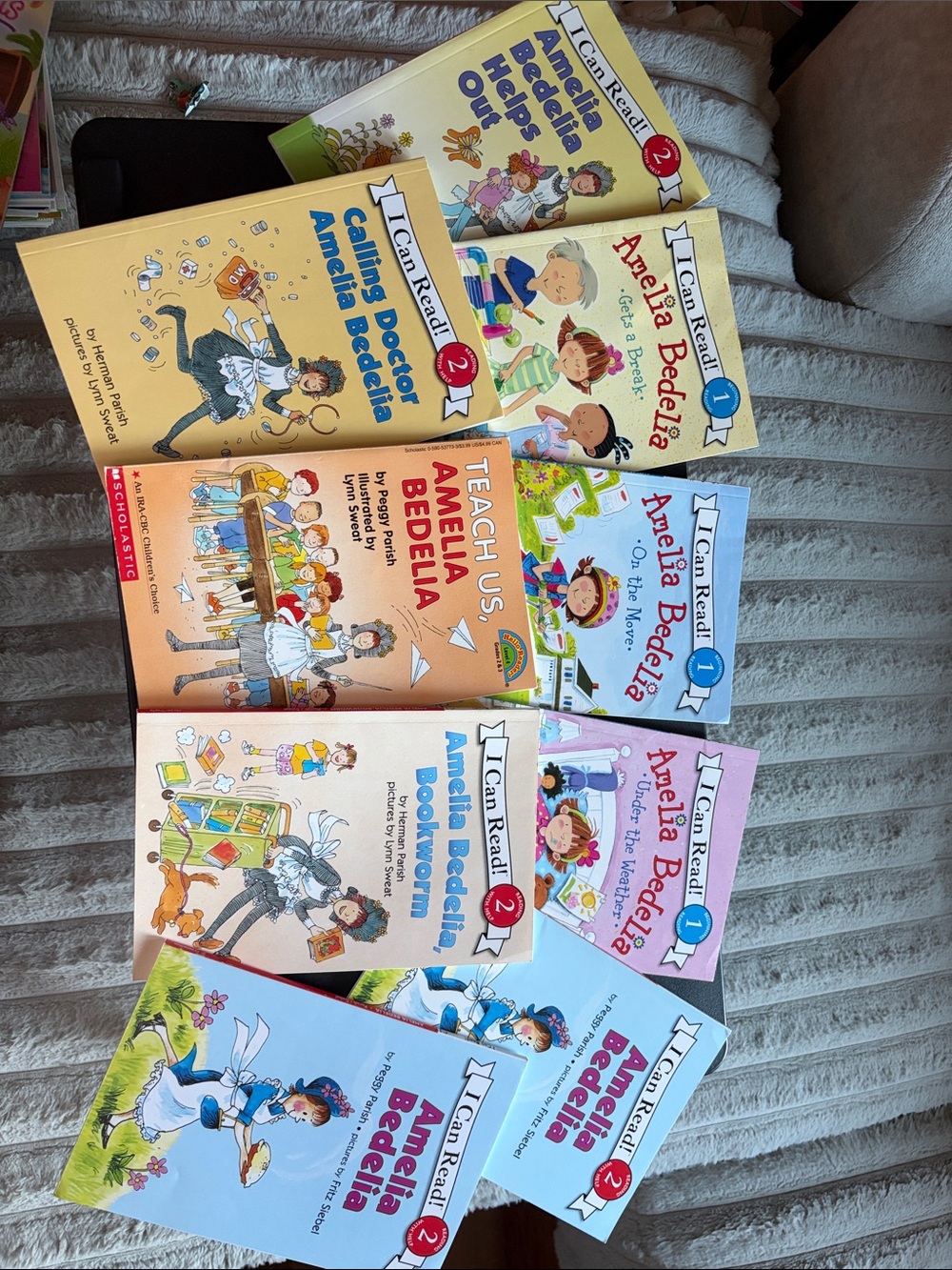 Amelia Bedelia Early Reader Book Set - Colorful Kids Classics